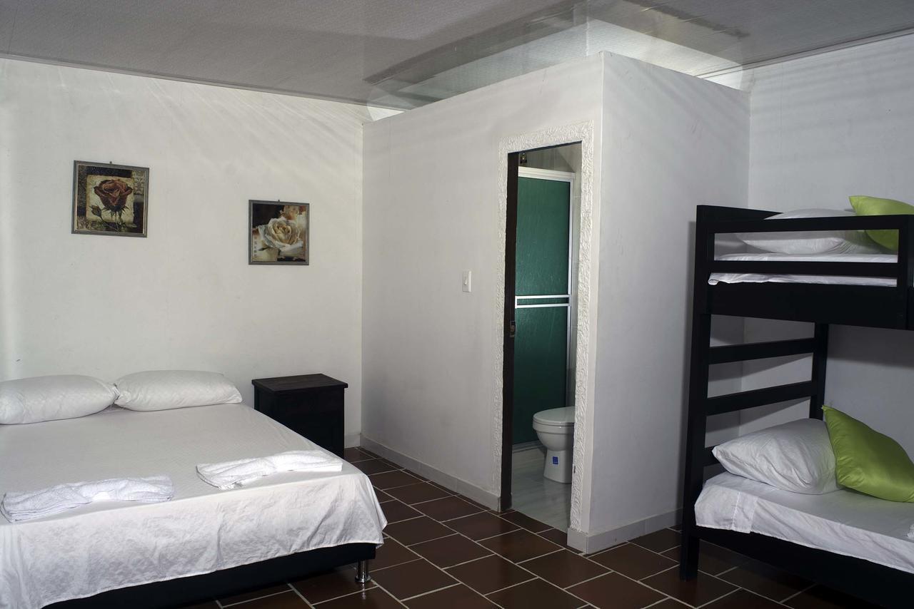 Hostal El Ruby Villavieja Eksteriør billede