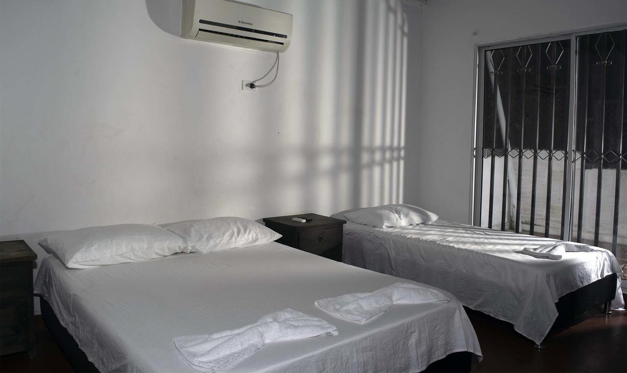 Hostal El Ruby Villavieja Eksteriør billede
